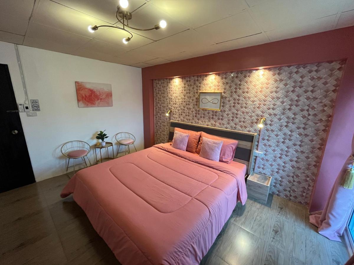 Dawnthaya Ayutthaya House บ้านดอนธยๅ อยุธยา Extérieur photo