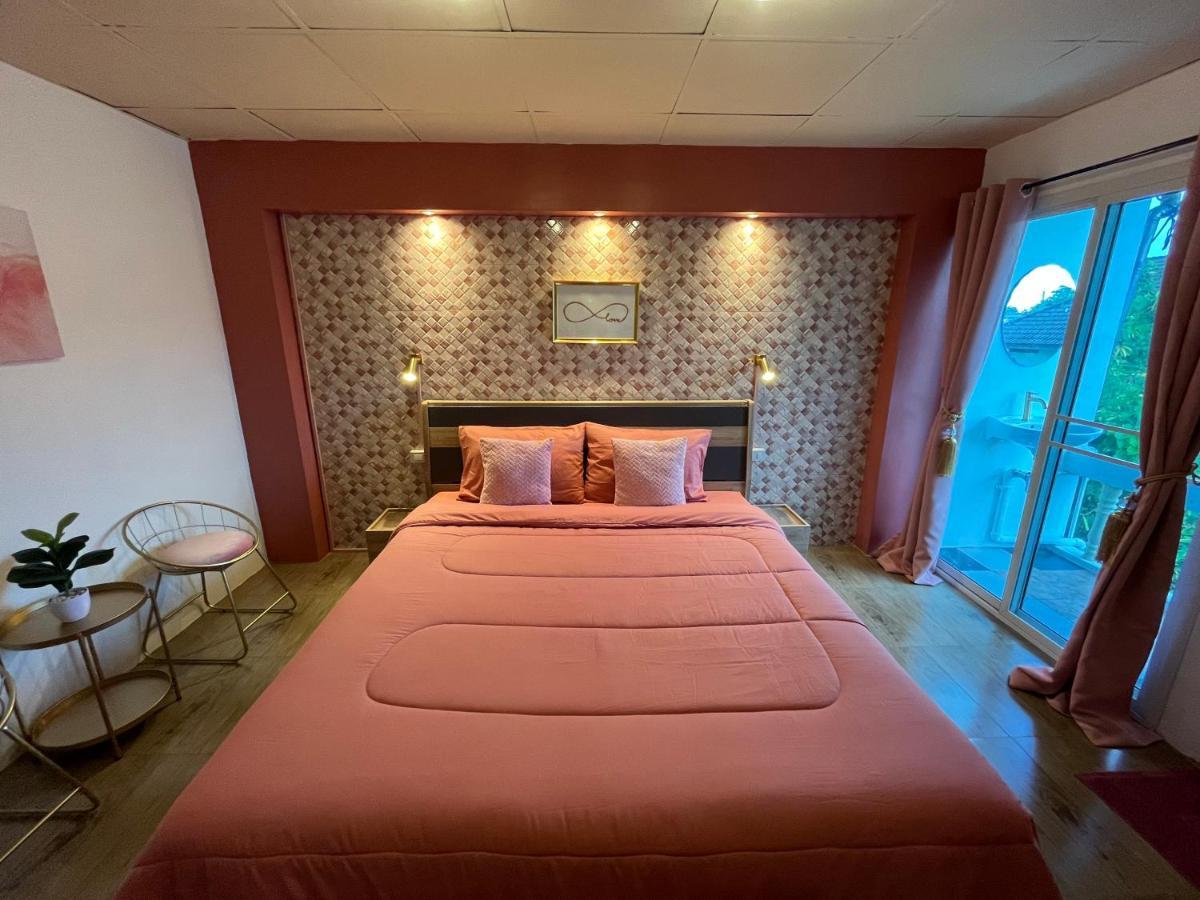 Dawnthaya Ayutthaya House บ้านดอนธยๅ อยุธยา Extérieur photo